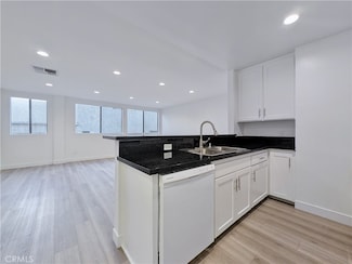 17312 Chatsworth St Unit E, Los Angeles, CA 91344
