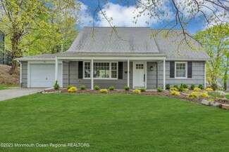 25 Ithan Ln, Matawan, NJ 07747