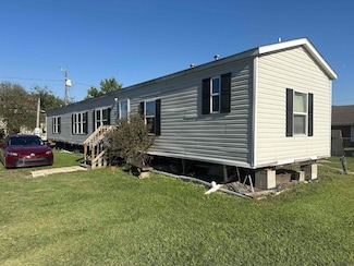 301 Franklin St, Napoleonville, LA 70390
