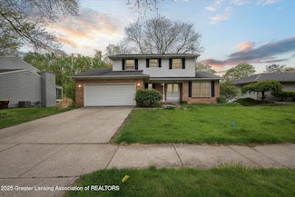 5435 Blue Haven Dr, East Lansing, MI 48823