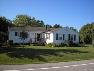 9658 Lake Rd, Barker, NY 14012