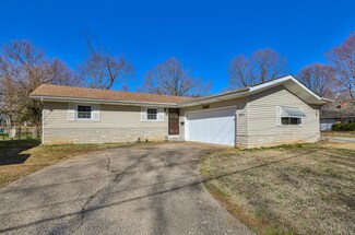 805 S Barnes Ave, Springfield, MO 65802