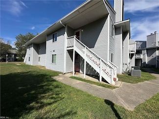 111 Roane Dr Unit F, Hampton, VA 23669