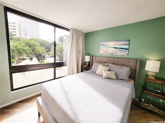 300 Wai Nani Way Unit I203, Honolulu, HI 96815