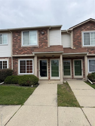 31844 Kelly Rd Unit 4, Roseville, MI 48066