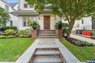 56-58 Bonn Place, Weehawken Township, NJ 07086