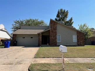 1209 S 29th St, Broken Arrow, OK 74014