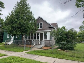 606 Wabigon Ave, Buhl, MN 55713