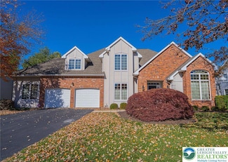 460 Bridle Path Rd, Bethlehem, PA 18017