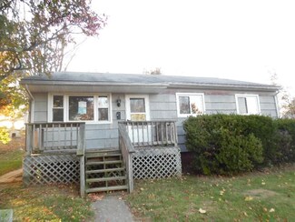 412 Swigart St, New Lexington, OH 43764