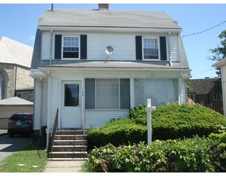 126 Clay St, Quincy, MA 02170