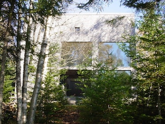 85 E Side Rd, MacHiasport, ME 04655