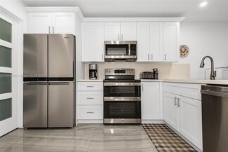 2634 N 38th Ave, Hollywood, FL 33021