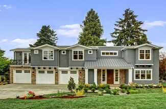 8416 NE 10th St, Medina, WA 98039