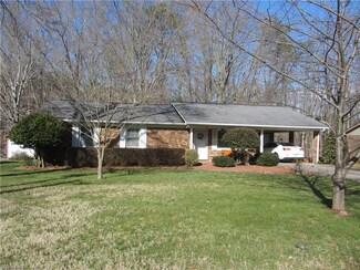 712 Wilkins St, Mayodan, NC 27027