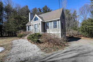 87 Blacksnake Rd, Seabrook, NH 03874