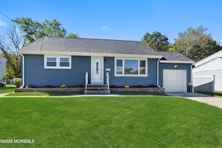 36 Parkview Dr, Hazlet, NJ 07730