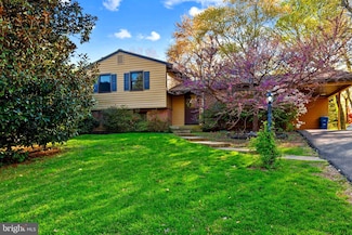 4728 Redfern Ct, Annandale, VA 22003