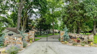 30310 S 562 Rd, Afton, OK 74331