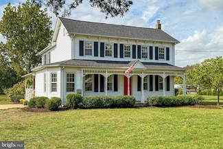 267 Bakers Basin Rd, Lawrence Township, NJ 08648