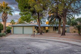 922 N Chalet Ave, Tucson, AZ 85748