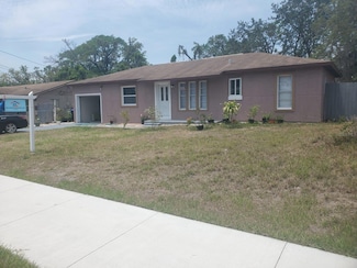 16 N Lancelot Ave, Orlando, FL 32835
