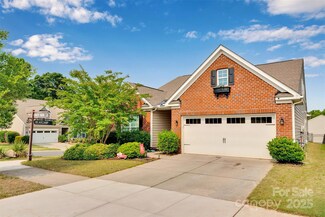 417 Brier Knob Dr, Fort Mill, SC 29715