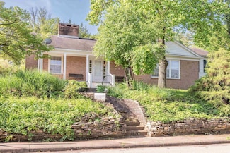 1216 E 2nd St, Bloomington, IN 47401