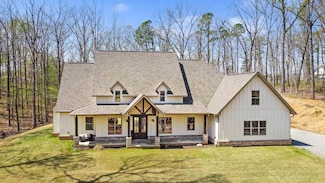 5009 Indigo Valley Rd, Benton, AR 72019