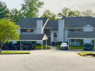 23 Chase Oak Ct Unit 13, Groton, CT 06340