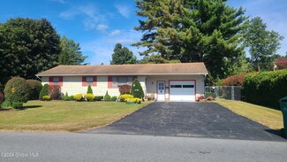 1 Kiley Ln, Queensbury, NY 12804