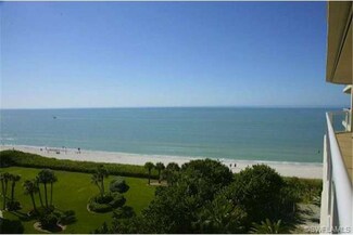 11125 Gulf Shore Dr Unit 901, Naples, FL 34108