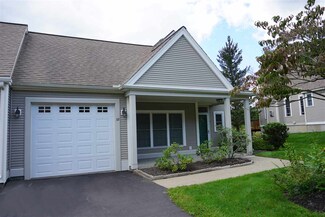 32 Fitts Farm Dr, Durham, NH 03824