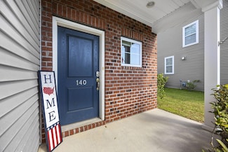 140 Chaste Tree Cir, Goose Creek, SC 29445