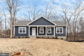 5605 Hickory Tree Ln, Mineral, VA 23117