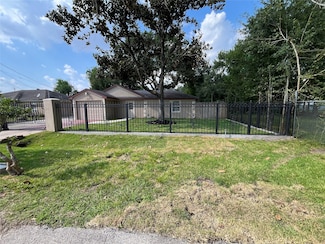 2315 Langley Rd, Houston, TX 77093