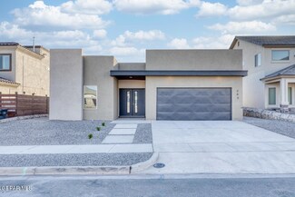 245 Emerald Tower Dr, Horizon City, TX 79928