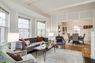 222 Rawson Rd Unit 3, Brookline, MA 02445