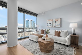88 E San Fernando St Unit 909, San Jose, CA 95113