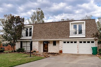 4322 Memorial Dr, Orange, TX 77632