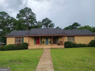 1806 Dawson Rd, Albany, GA 31707