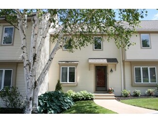 902 Lewis o Gray Dr Unit 902, Saugus, MA 01906