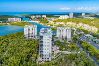 430 Cove Tower Dr Unit 501, Naples, FL 34110