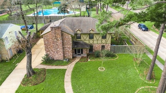 17627 Loring Ln, Spring, TX 77388