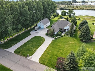 974 W Riverview Dr, Idaho Falls, ID 83401
