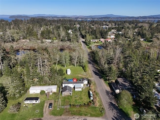 24502 V Ln, Ocean Park, WA 98640