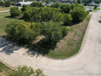 1409 Brookview, Ardmore, OK 73401