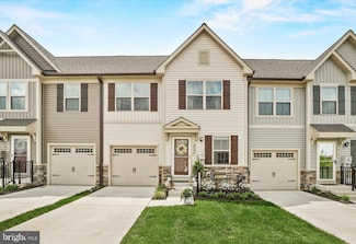 312 Hammersmith Cir, Frederick, MD 21702