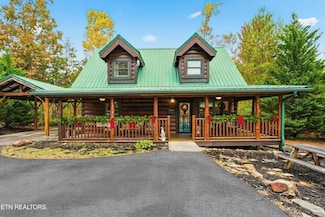 2752 Murray Ridge Rd, Sevierville, TN 37876