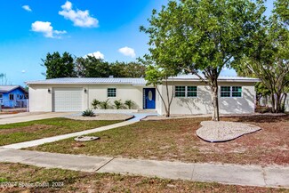 2911 Sailfish St NE, Palm Bay, FL 32905